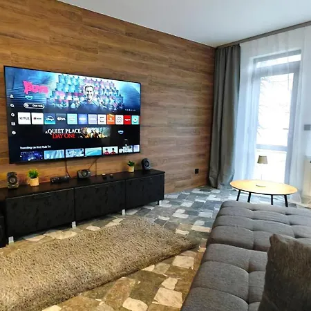 Modern With Terrace * Tsjepelare