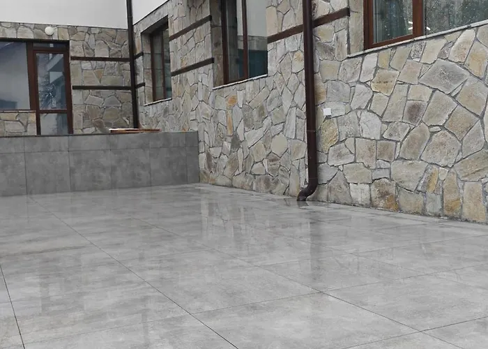 Modern With Terrace Chepelare